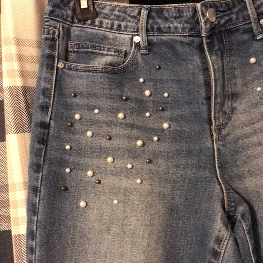 Just Fab Studded Jeans - Picture 2 of 2